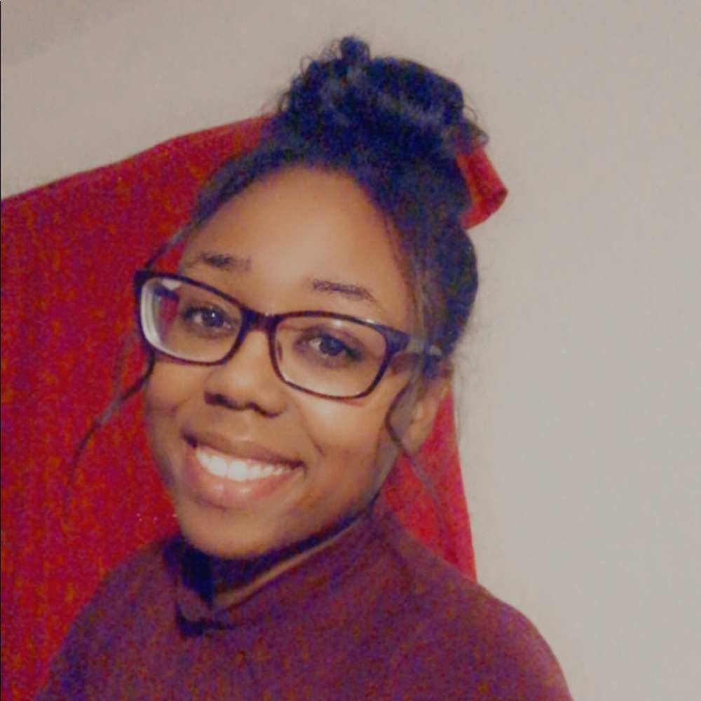 Meet your posher!!!